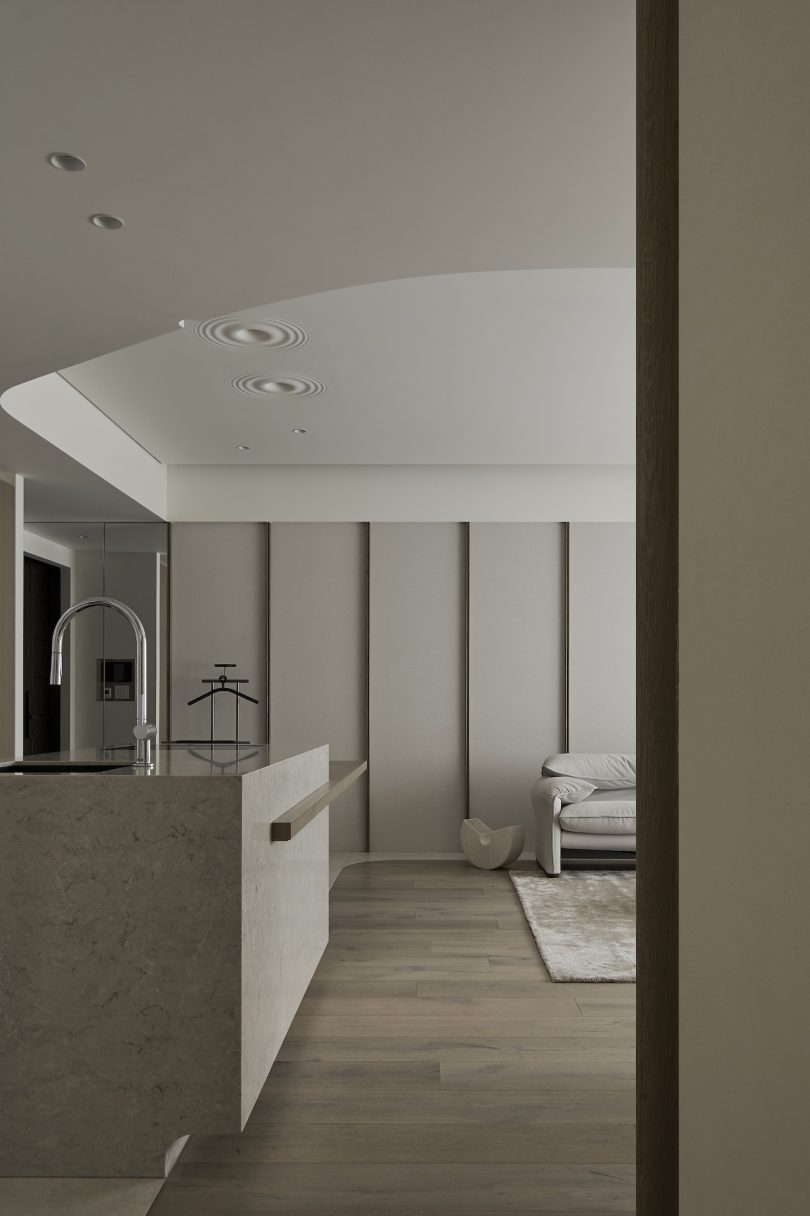 Republic Design 设计的极简主义住宅 The Pinnacle