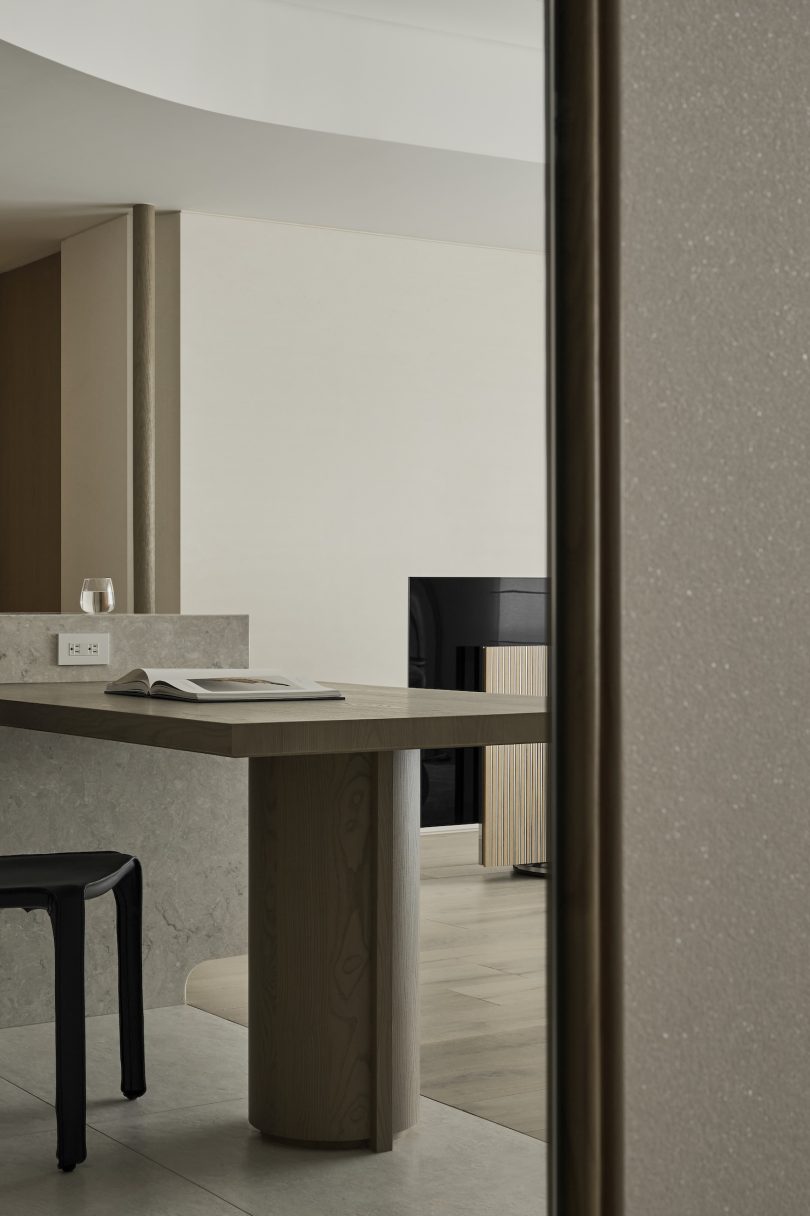 Republic Design 设计的极简主义住宅 The Pinnacle