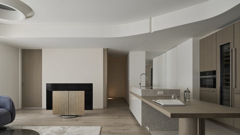 Republic Design 设计的极简主义住宅 The Pinnacle
