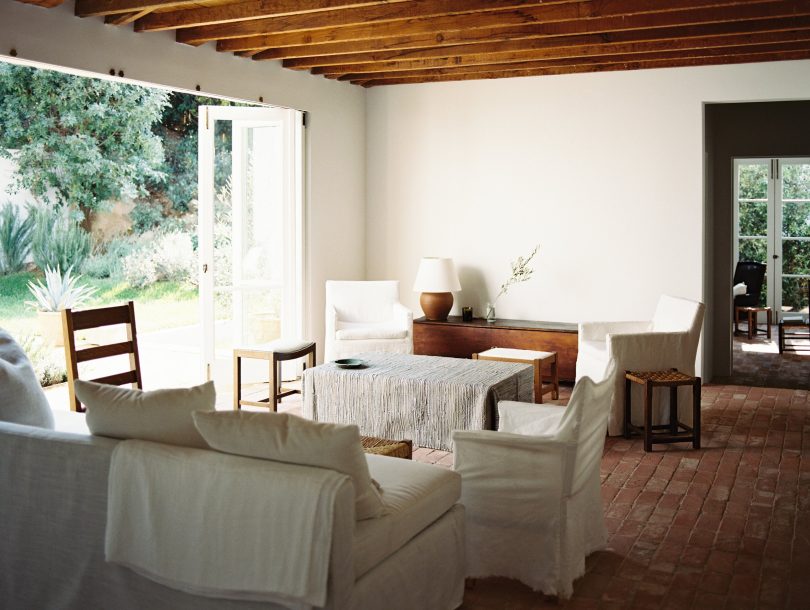 Breland-Harper设计的极简住宅Spanish Courtyard House