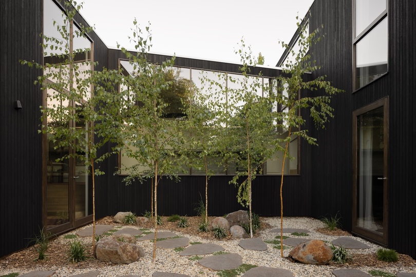 Telha Clarke 设计的极简主义住宅 Daylesford Hill House