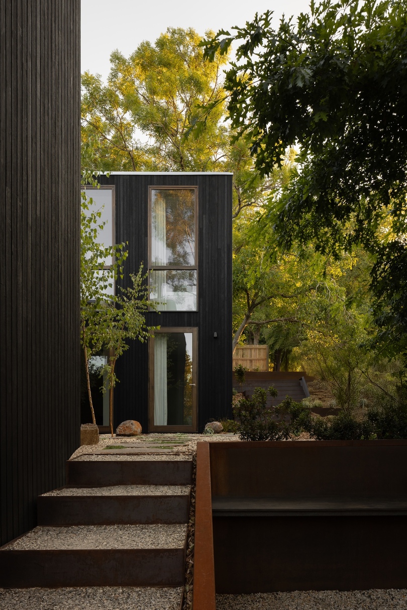 Telha Clarke 设计的极简主义住宅 Daylesford Hill House