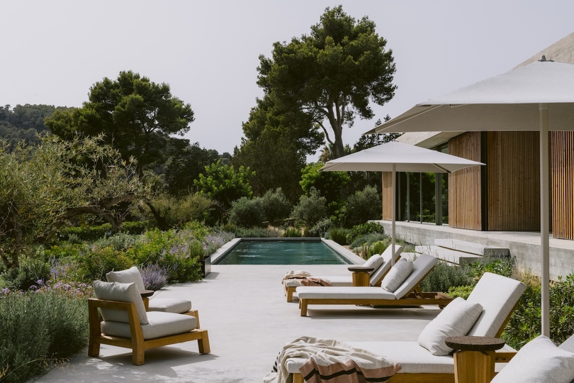 Adrián Bedoya 设计的极简主义度假别墅 Ibiza Residence
