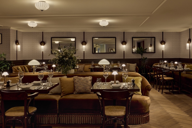 由 Thurstan 设计的极简主义酒店 Miiro Palais Rudolf