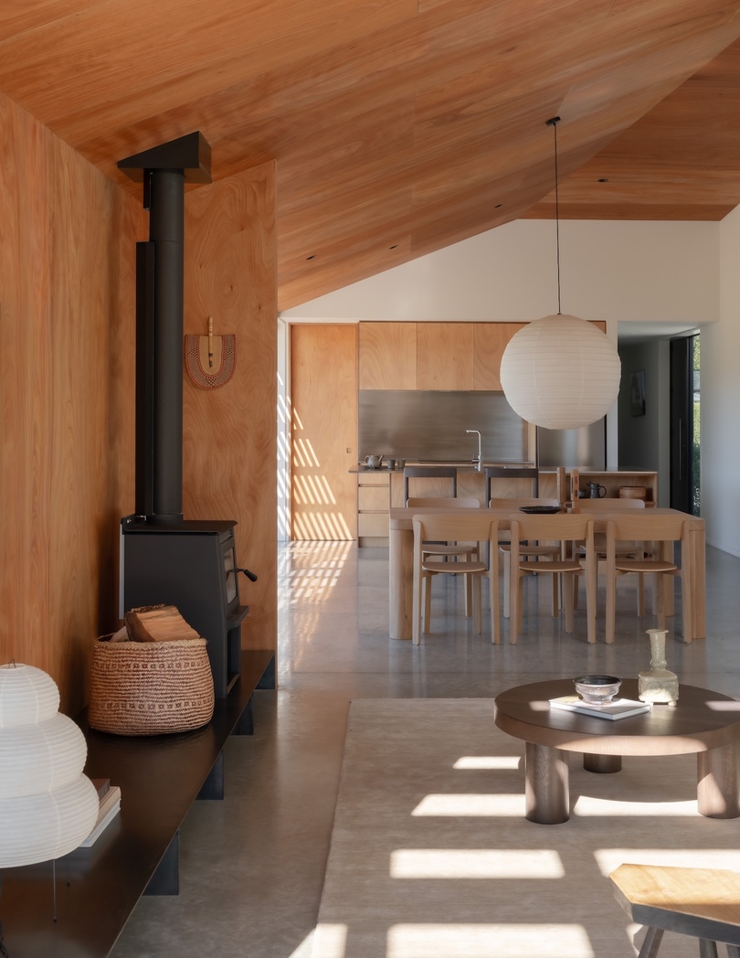 由 Nuku 设计的极简主义住宅 Mount Barker House