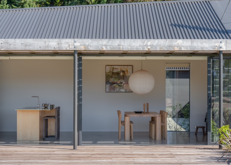 由 Nuku 设计的极简主义住宅 Mount Barker House