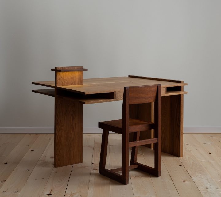 Austen/Morris 设计的极简主义桌子 No. 16 Desk
