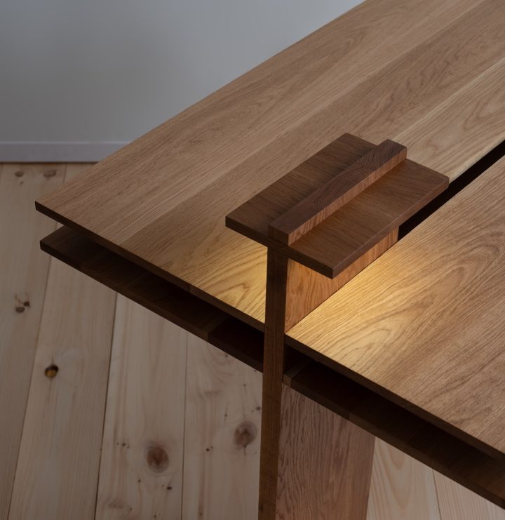 Austen/Morris 设计的极简主义桌子 No. 16 Desk