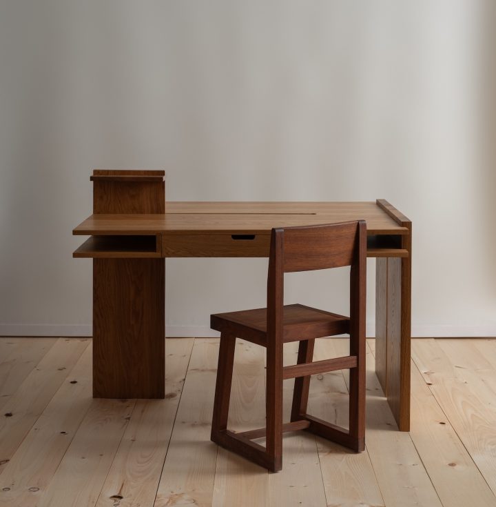 Austen/Morris 设计的极简主义桌子 No. 16 Desk