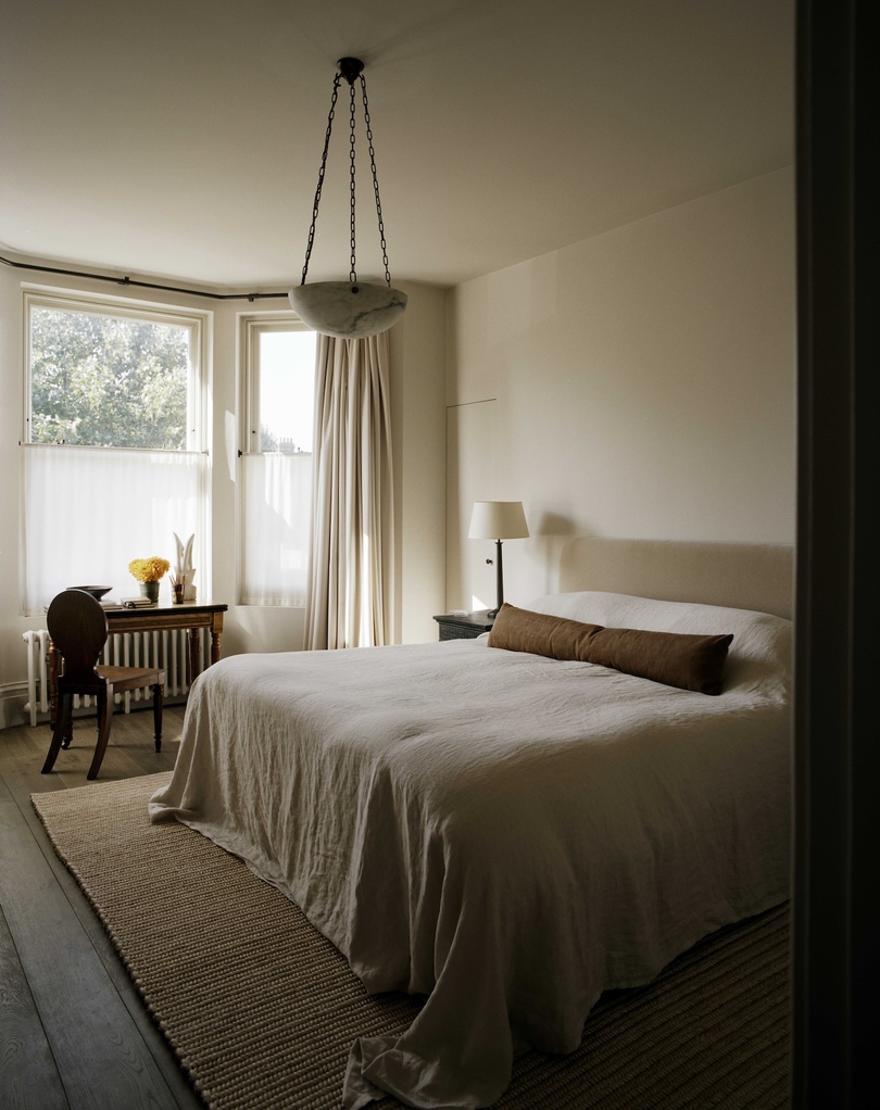 Evelina Mamedovaite 设计的极简主义住宅 North West London