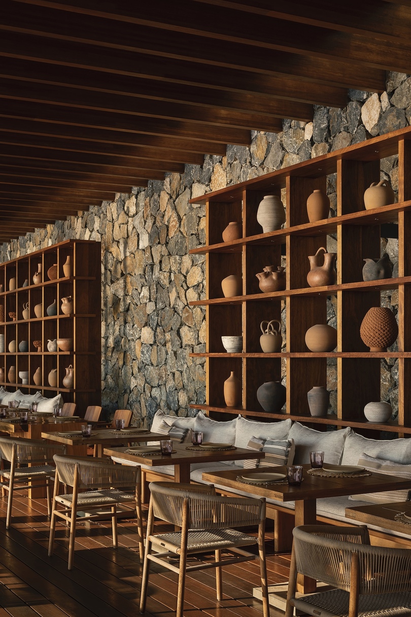 Huber Design Studio 设计的极简主义餐厅 Sal Restaurant