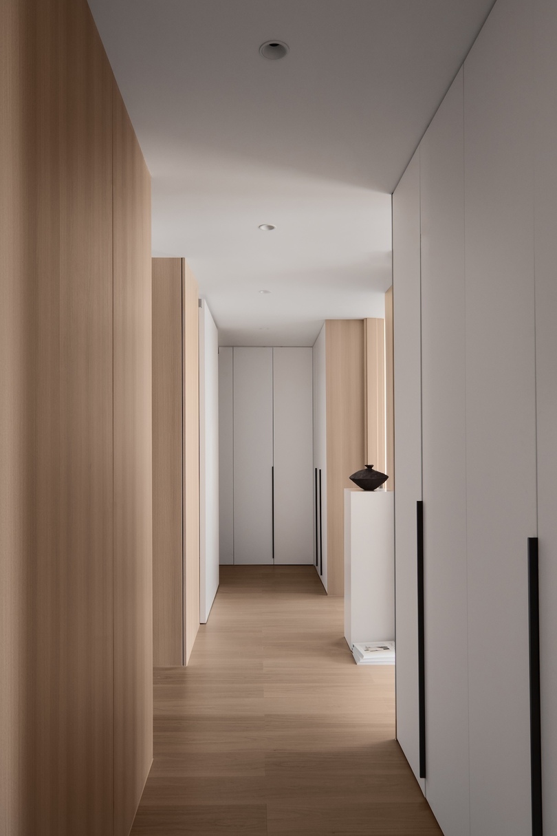 由 101 DESIGN 设计的极简主义住宅 W-House