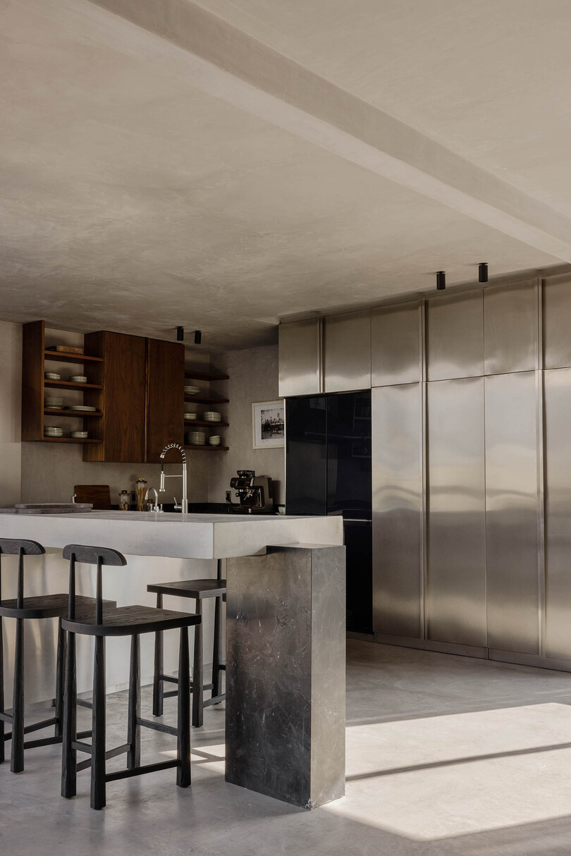 Barde vanVoltt 设计的简主义住宅 Brutalist Penthouse