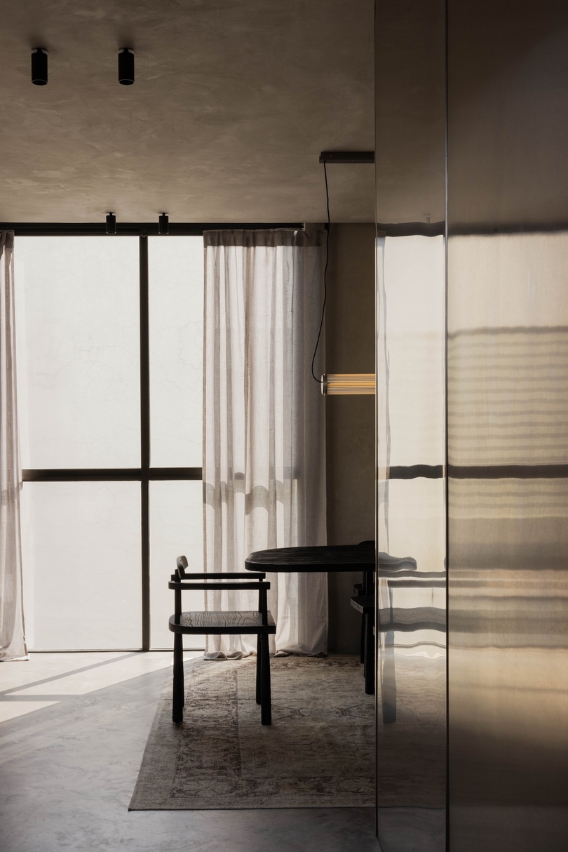Barde vanVoltt 设计的简主义住宅 Brutalist Penthouse