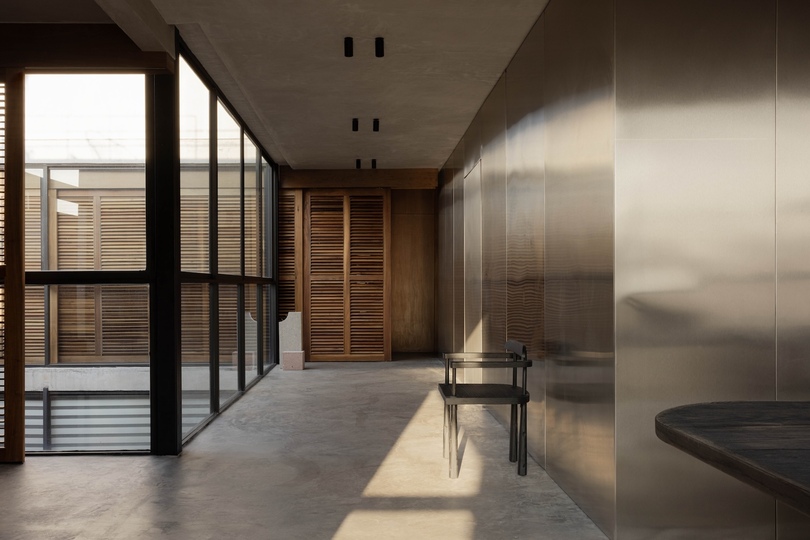 Barde vanVoltt 设计的简主义住宅 Brutalist Penthouse