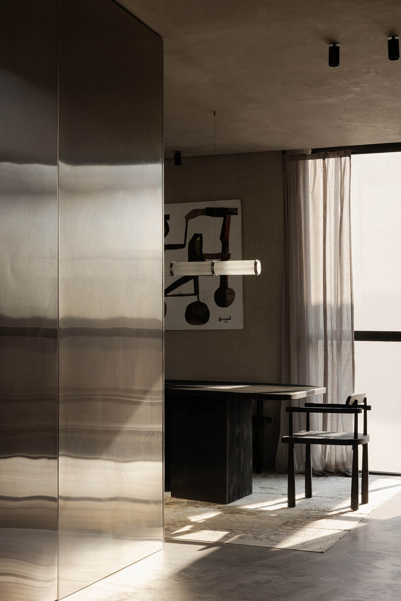 Barde vanVoltt 设计的简主义住宅 Brutalist Penthouse