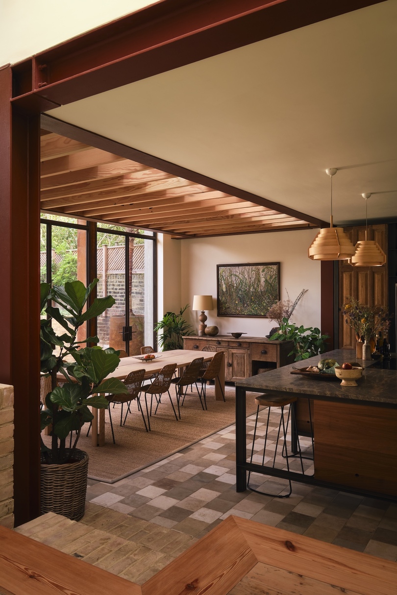 Mosley Thorold 设计的极简主义住宅 De Beauvoir Townhouse