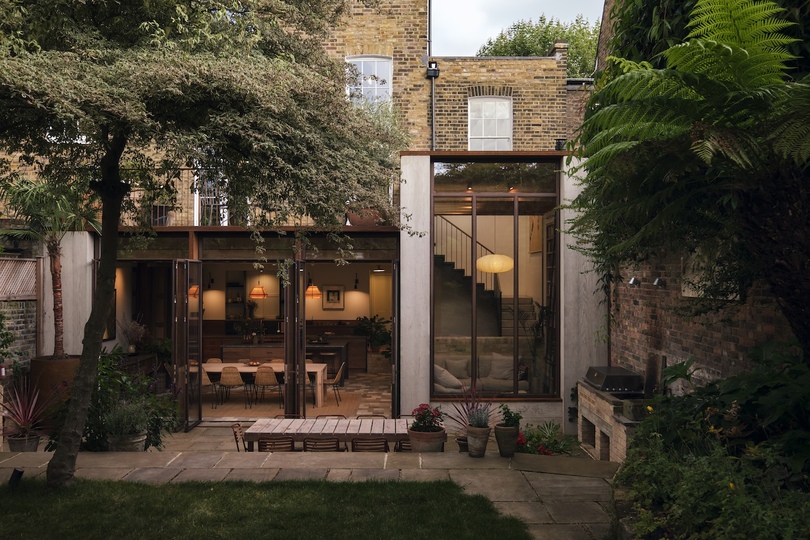 Mosley Thorold 设计的极简主义住宅 De Beauvoir Townhouse
