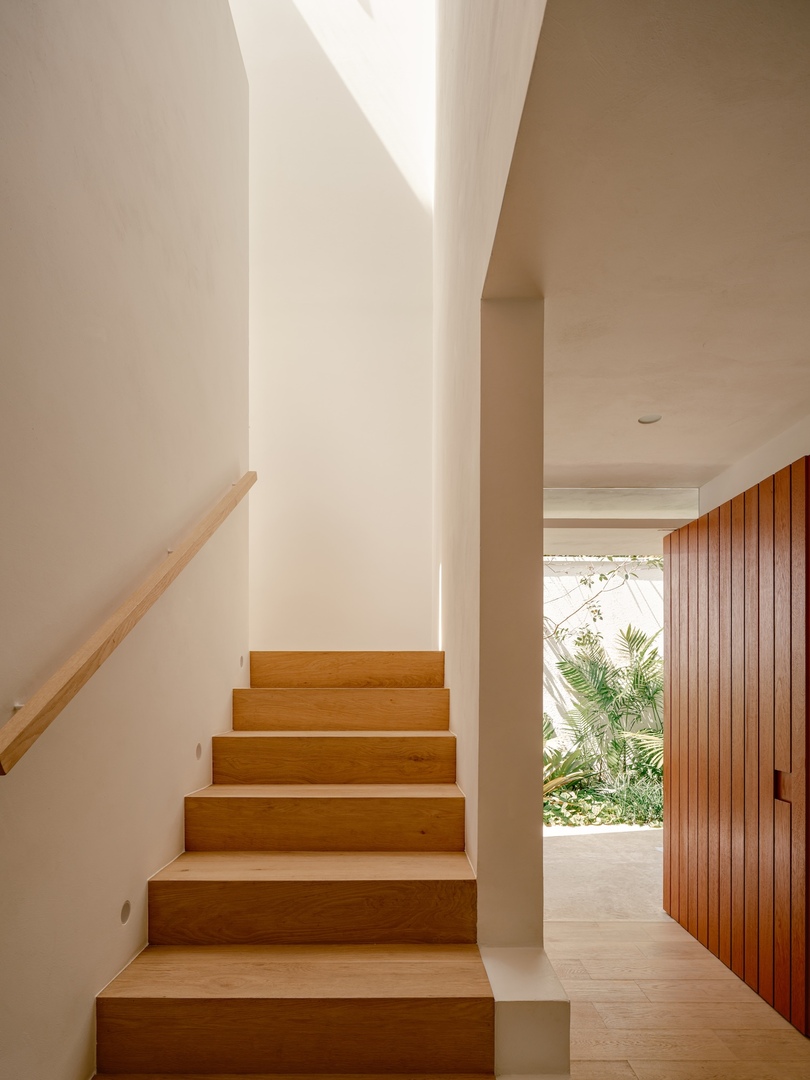 Felipe Hess Arquitetos 设计的极简主义住宅 Garret House