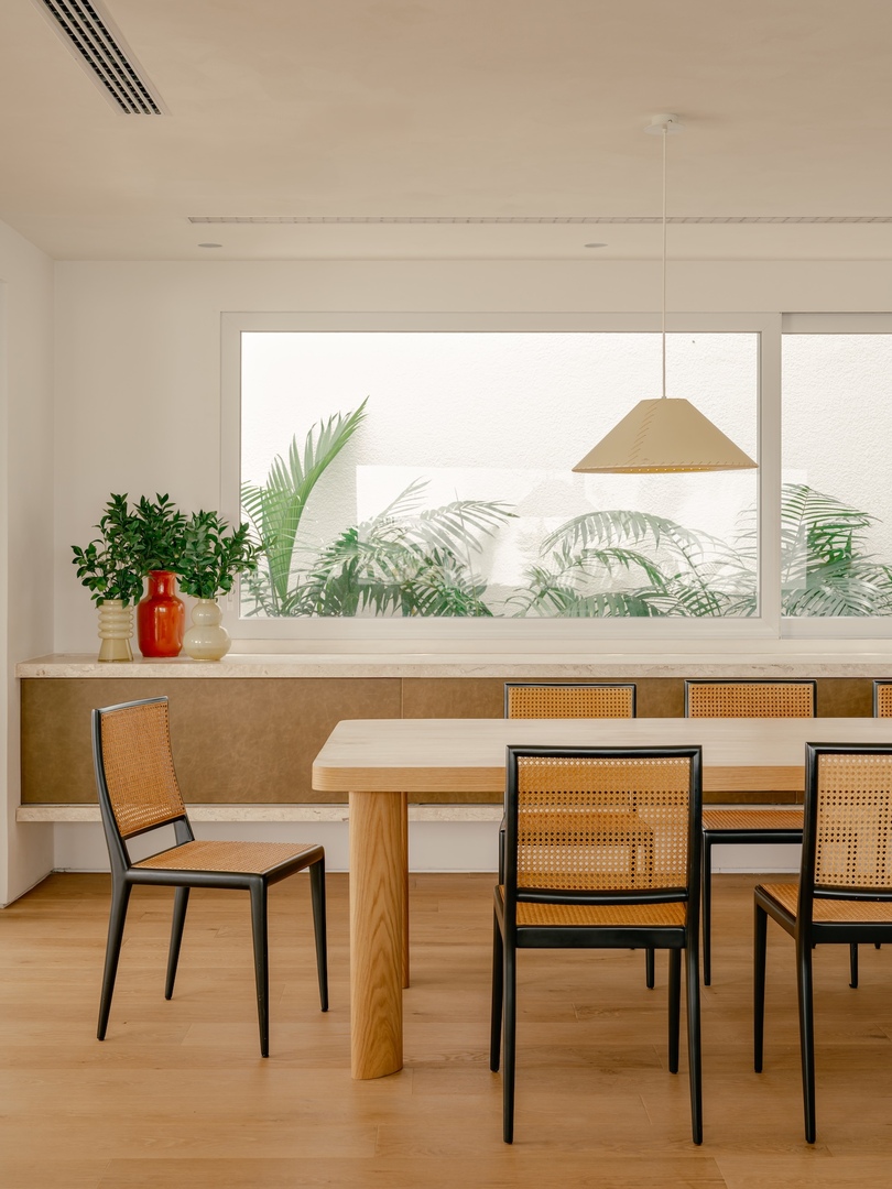 Felipe Hess Arquitetos 设计的极简主义住宅 Garret House