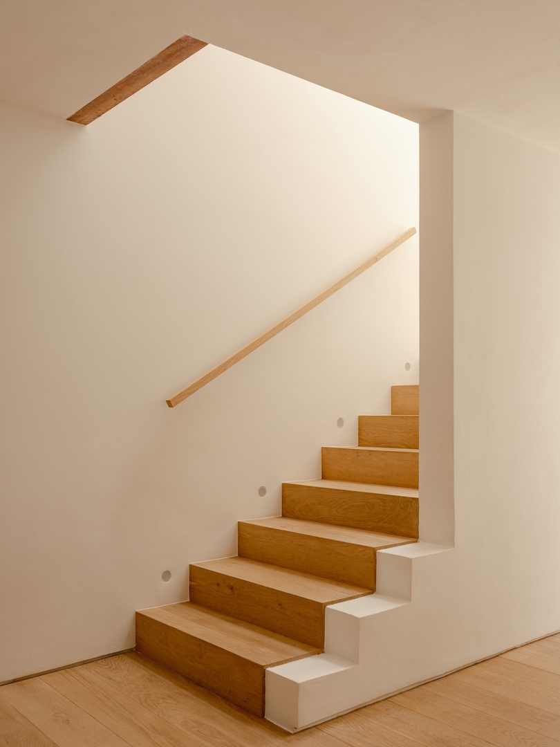Felipe Hess Arquitetos 设计的极简主义住宅 Garret House