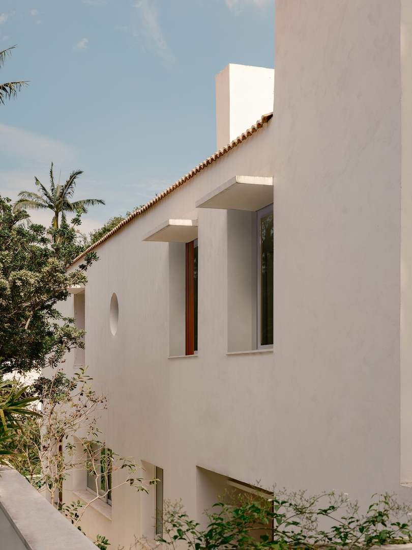 Felipe Hess Arquitetos 设计的极简主义住宅 Garret House