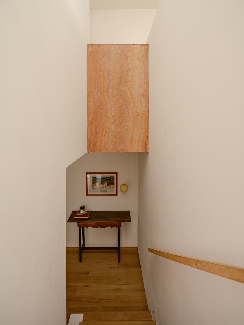 Felipe Hess Arquitetos 设计的极简主义住宅 Garret House