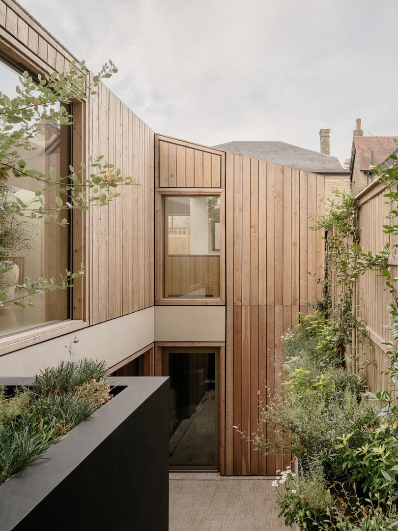 由 Stylus Architects 设计的极简主义住宅 Green Lodge