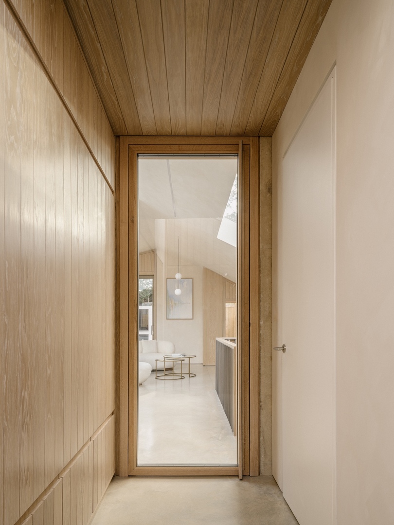 由 Stylus Architects 设计的极简主义住宅 Green Lodge