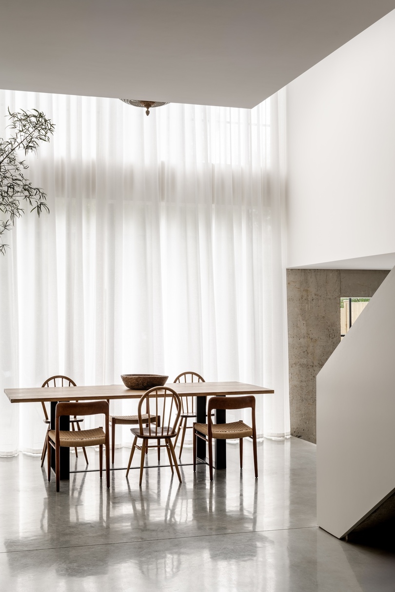Matthew Giles Architects 设计的极简主义住宅 House of Panes