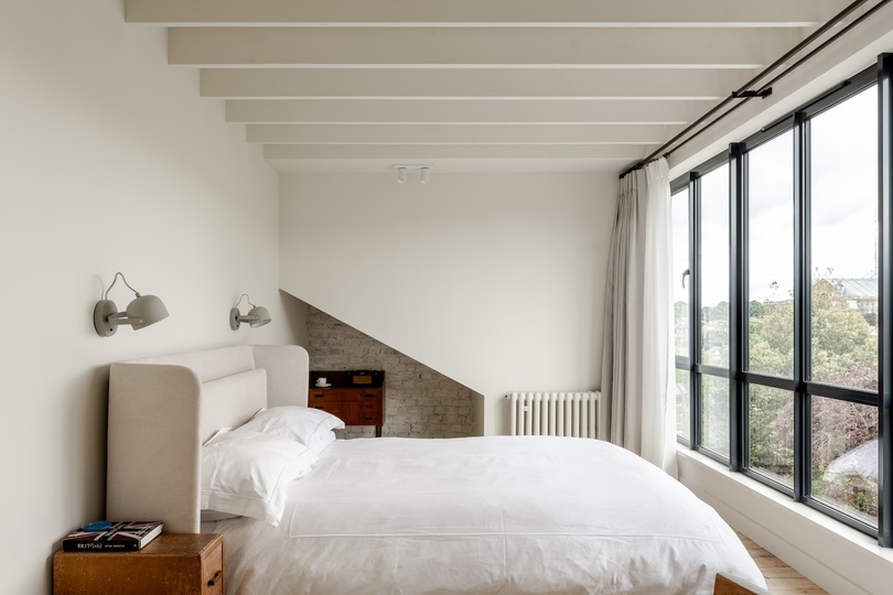 Matthew Giles Architects 设计的极简主义住宅 House of Panes