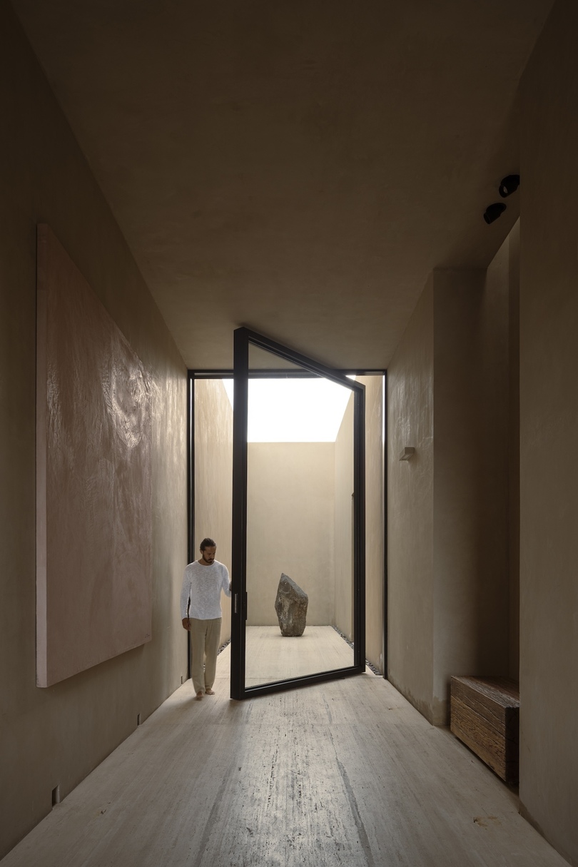 Jorge Garibay 设计的极简主义住宅 Casa San Francisco