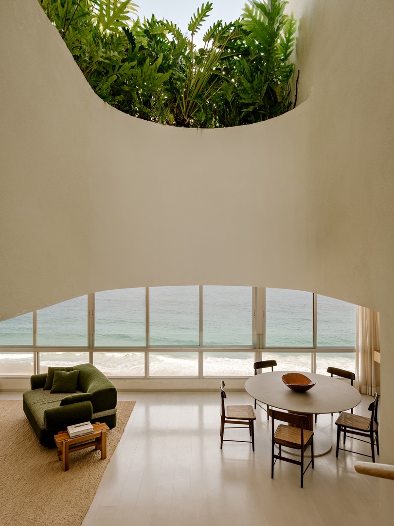 Pascali Semerdjian Arquitetos 设计的极简主义公寓 Leblon