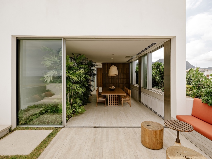 Pascali Semerdjian Arquitetos 设计的极简主义公寓 Leblon