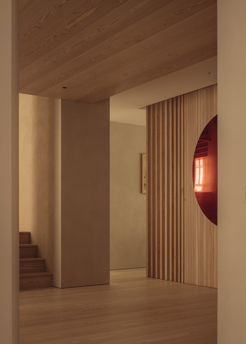McLean Quinlan 设计的极简主义住宅 Lisbon Townhouse