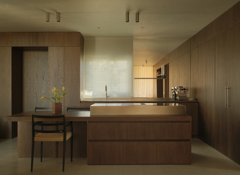 Febrero Studio 设计的极简主义公寓 Marbella Apartment