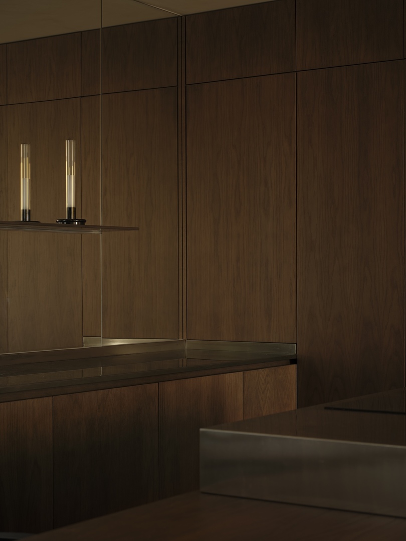 Febrero Studio 设计的极简主义公寓 Marbella Apartment