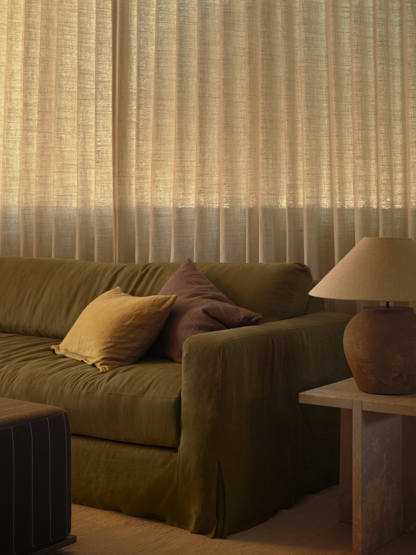 Febrero Studio 设计的极简主义公寓 Marbella Apartment