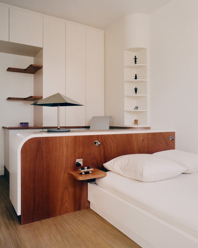 Rudy Guénaire 设计的极简主义公寓 Panthéon Apartment