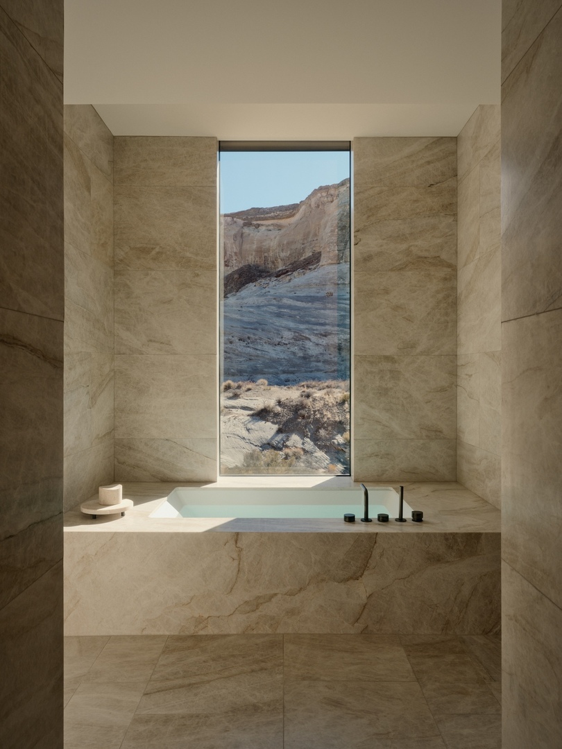 Amangiri 六卧别墅设计|犹他峡谷中的极简奢华室内空间