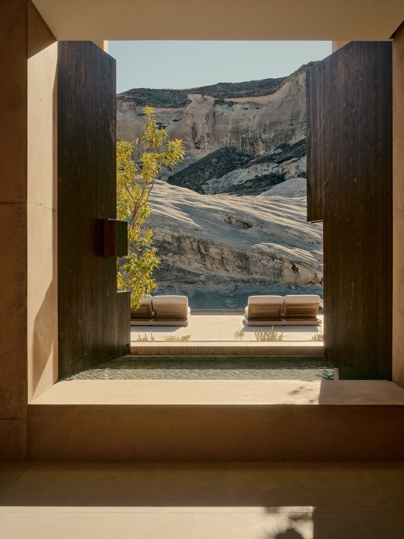 Amangiri 六卧别墅设计|犹他峡谷中的极简奢华室内空间