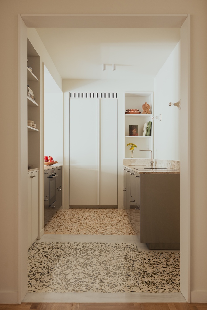 Outline Practice 设计的极简主义公寓 M20 Apartment