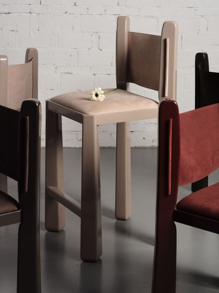由 NOVSEP 设计的极简主义座椅 Ruby Chair