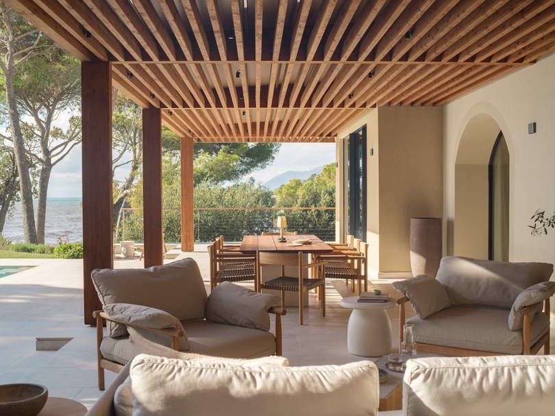 由 studio.skey 设计的极简主义住宅 Villa in Recco