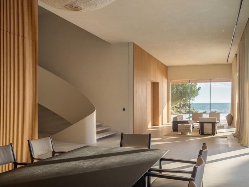 由 studio.skey 设计的极简主义住宅 Villa in Recco