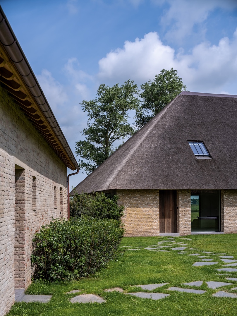 Simon de Burbure 改造的比利时历史住宅 AJ. House