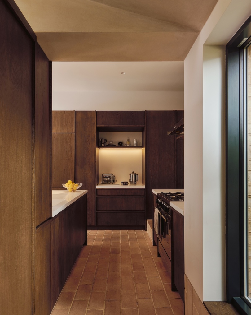 Studio McW 设计的极简主义住宅 Aperture House