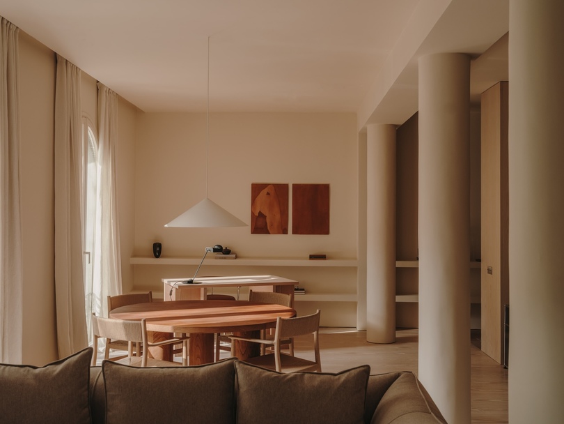 由 Plantea Estudio 设计的极简主义公寓 Casa Ambrose