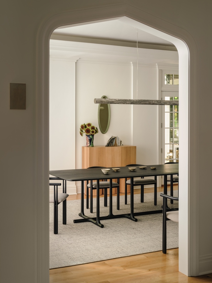 Decollab Studio设计的极简主义住宅Greenwich Residence