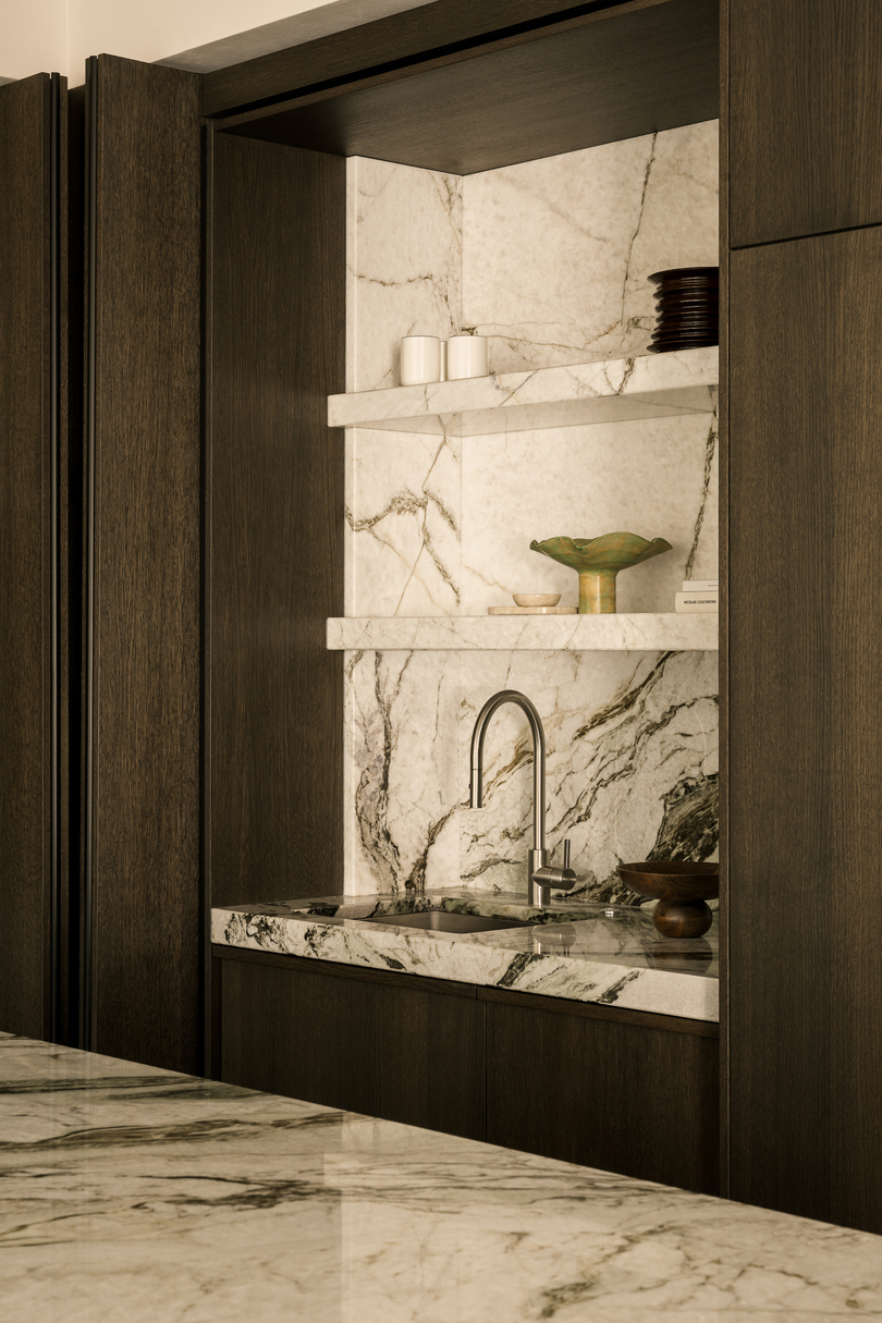 Oskar Firek Architects设计的极简主义住宅SAR Apartment